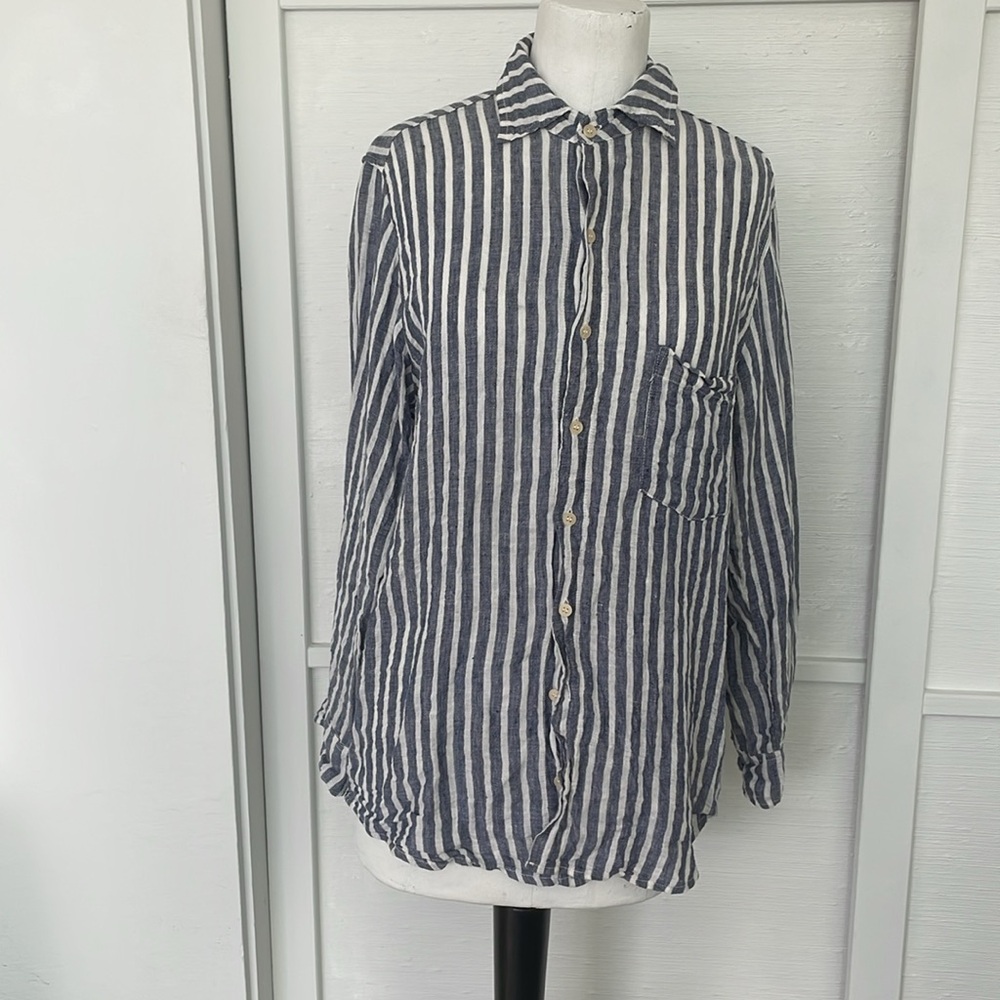 CP SHADES  blue and white linen oversized blouse